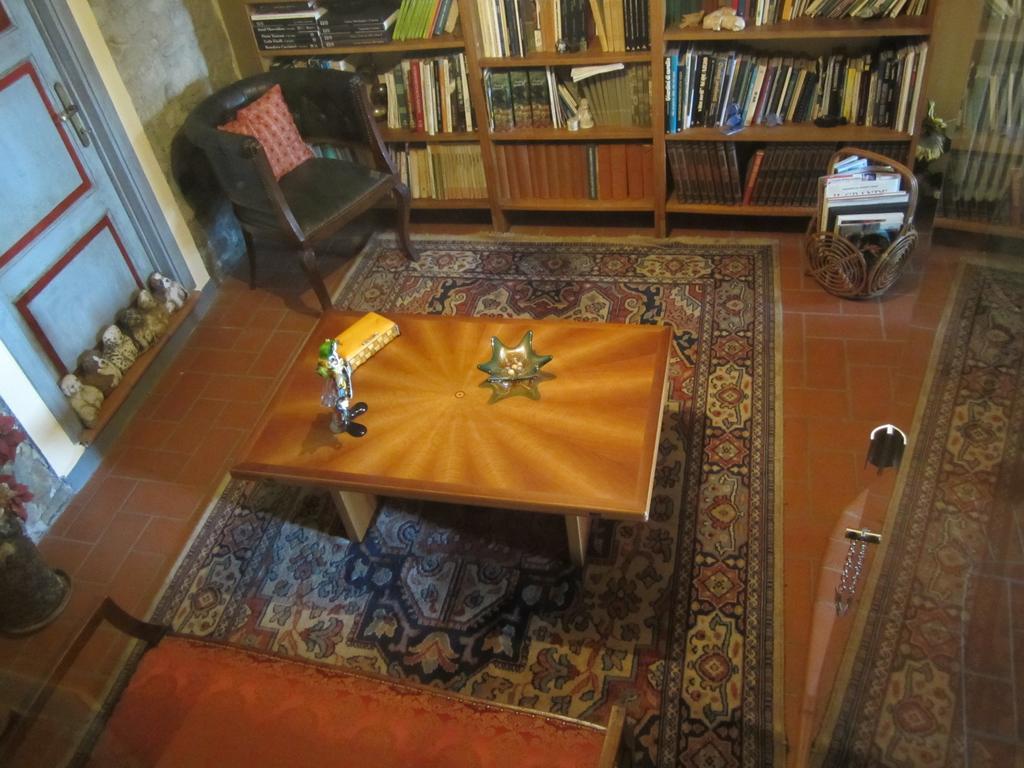 Bed and Breakfast Poggio Delle Rondini Bagnone Экстерьер фото